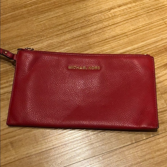 MICHAEL Michael Kors Handbags - Michael Kors Zip Wristlet